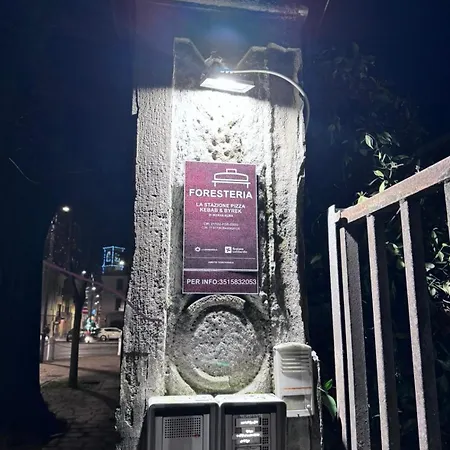 Foresteria La Stazione Pizza, Kebab & Byrek Di Hoxha Alma אורחן
